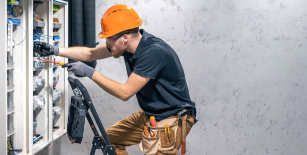 Best Commercial Electrician Services  in Temple Terrace, FL